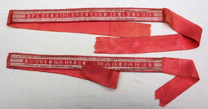 Unresolved brand, Garters