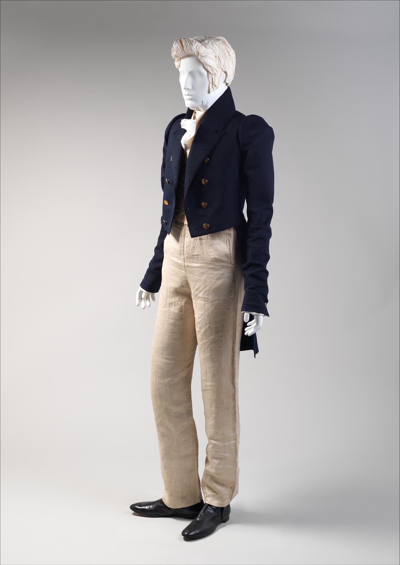 Unresolved brand, Ensemble